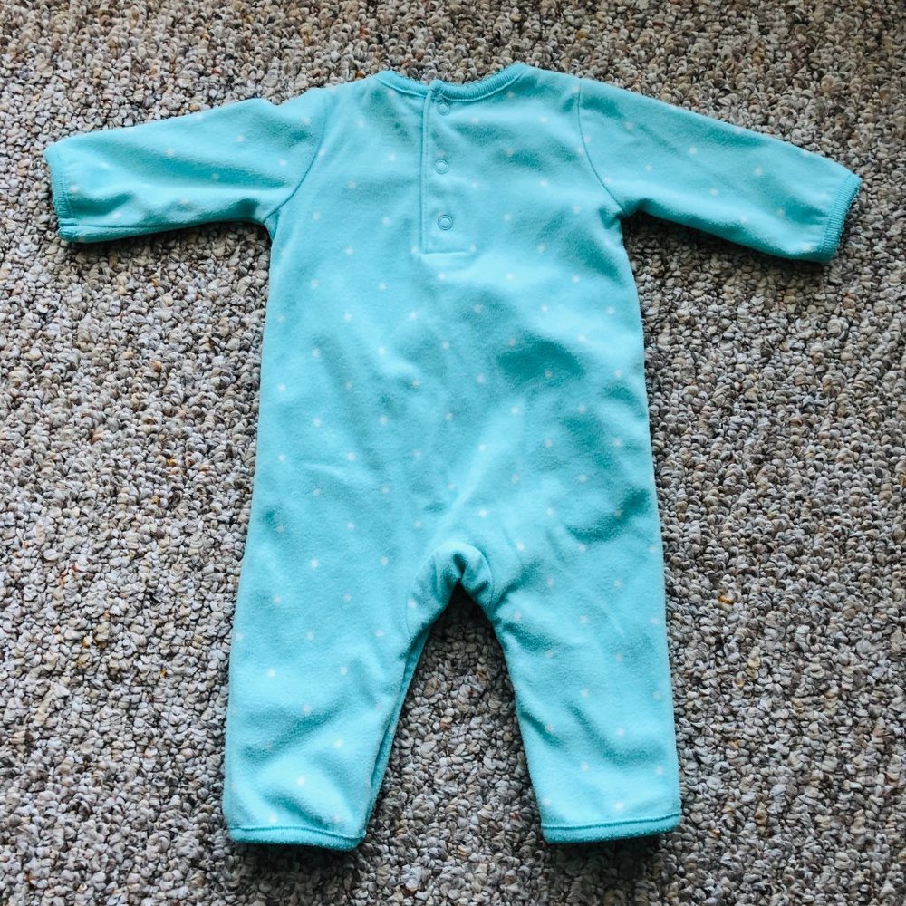Girl's Carter three baby clothes. - Picture 12 of 14